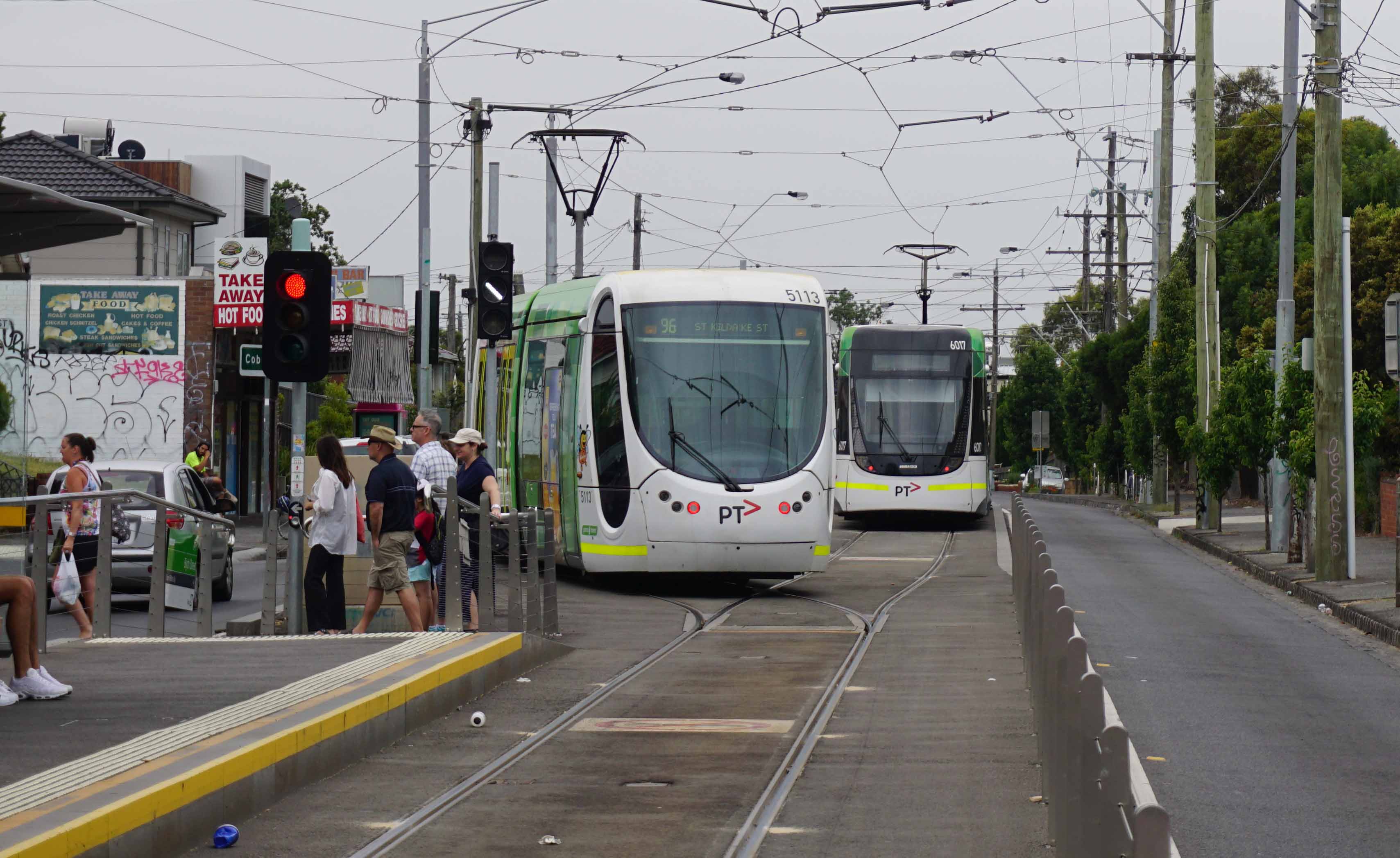 Yarra Trams Citadis 5113 & Bombardier 6017